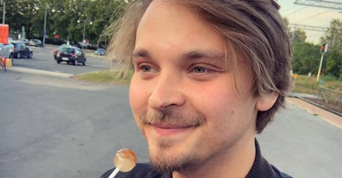 Roope Salminen joutui Putouksessa kuumottavaan tilanteeseen – fanit kehuvat somessa juontajan ammattitaitoa