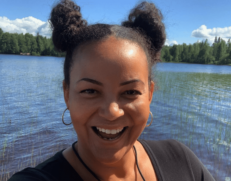 Lola Odusoga pyytää apua: Kaipailee seuraajia uudelle sometilille – Vanha Instagram-tili kaapattiin!
