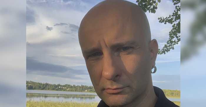 Herra Ylppö pilaili Vain elämää -kuvan yhteydessä: ”Vain jälkeenjääneitä” –  Loukkaantunut vammaisaktivisti otti yhteyttä!