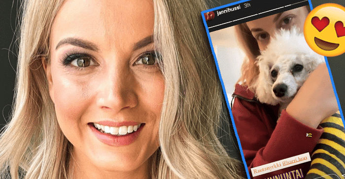 Janni Hussi poseeraa miehensä Joel Harkimon kanssa yhteiskuvassa – Harri-koiran ilme kertoo kaiken!