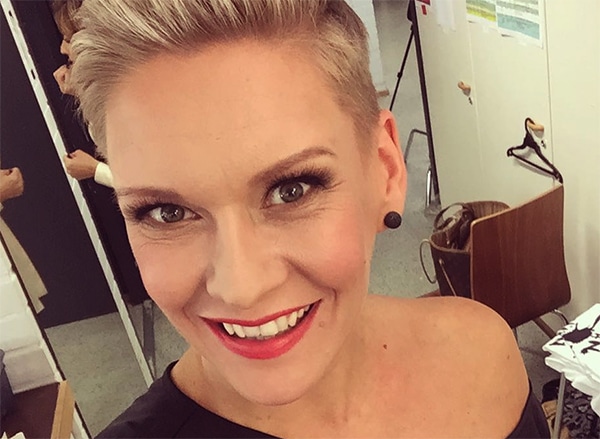 Oho! Heidi Sohlbergillä on syytä hymyyn: Syöpätaistelussa mullistava käänne! – ”Lääkäri soitti tehostetun rintasyöpäseurannan polilta”