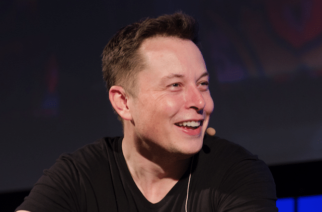 Tesla-pomo Elon Musk tviittasi ”Sandstormin olevan mestariteos” – Näin Darude reagoi!