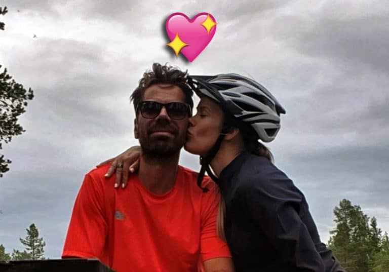 Oho! Martina Aitolehti ja Hannu Pikkarainen viettävät romanttista lomaa Lapissa: ”Siistii kun voidaan touhuta yhdessä”! – Esko Eerikäinen riensi kommentoimaan: ”Onko tuossa sitä Lapin lisää”