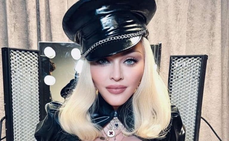 Madonna julkaisi itsestään rohkeita kuvia somessa: Seuraajat järkyttyivät: ”Tuo on feikki peppu!” – Kuvat!