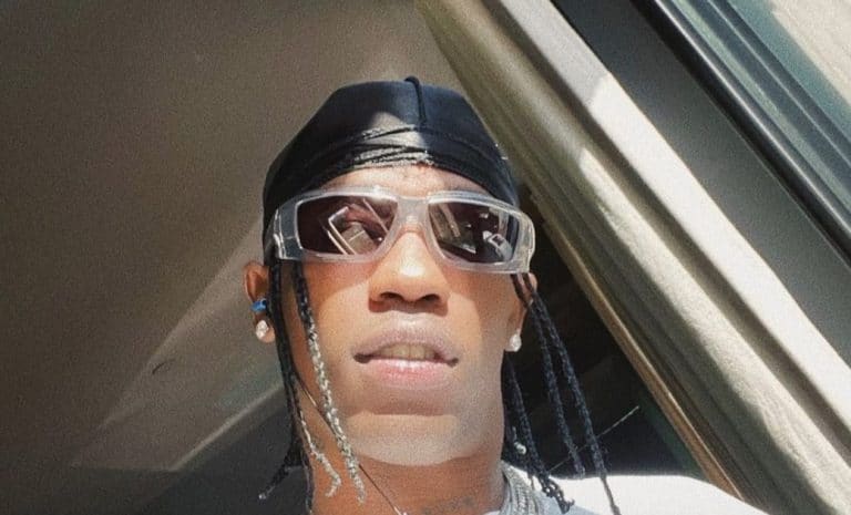 Useita ihmisiä kuoli räppäri Travis Scottin keikalla – Hurjat festarionnettomuusvideot leviävät netissä