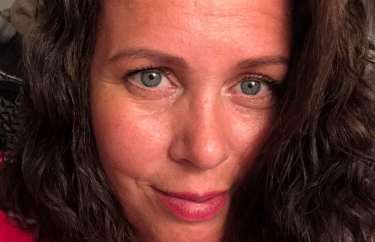 Susanna Ingerttilä kiidätettiin sairaalaan – julkaisi rajun kuvan Meilahdesta