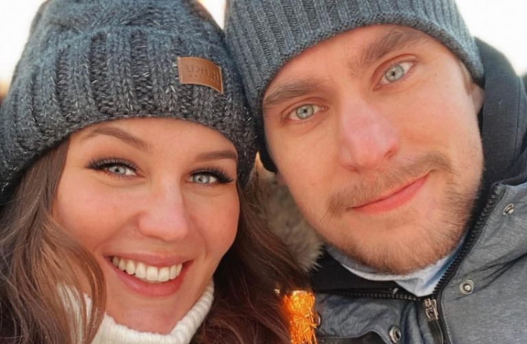 Missi Suomi Michaela Söderholmin ja jääkiekkoilija Michael Keräsen esikoislapsi syntyi! – Katso suloinen kuva