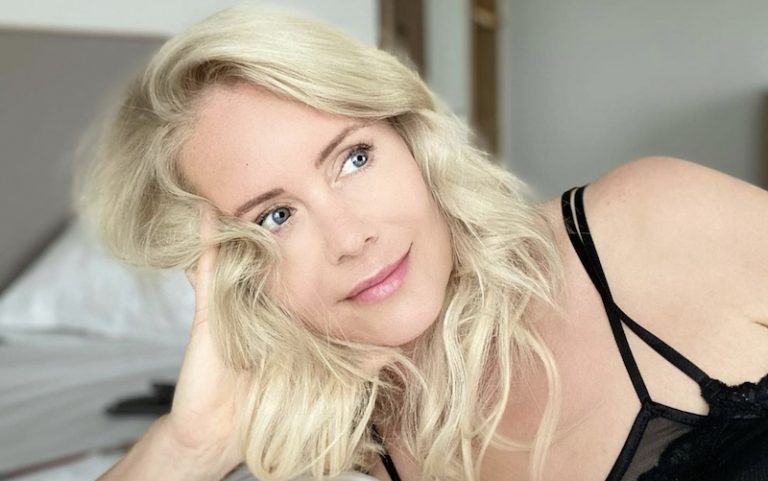 Anne Kukkohovi poseeraa vaaleanpunaisissa rintaliiveissä – seuraajat hehkuttavat: ”Uskomaton hottis!” – Kuva!