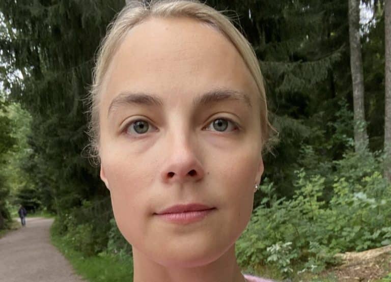 Yhdysvaltoihin matkustanut Kiira Korpi joutui vakavaan onnettomuuteen!