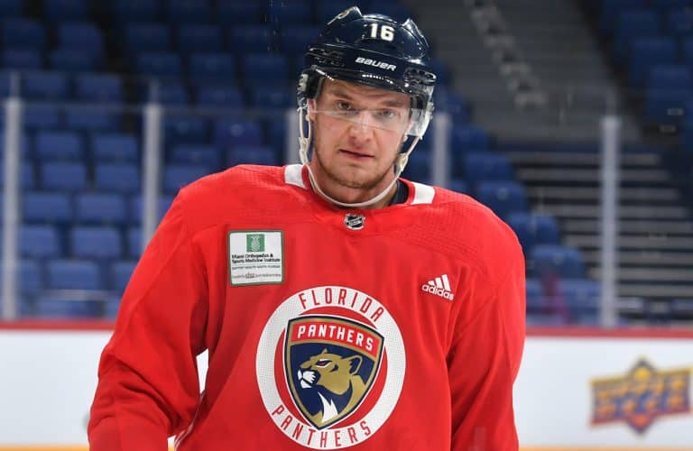 Seiska: NHL-tähti Aleksander Barkov ajautui oikeustaisteluun salavauvasta