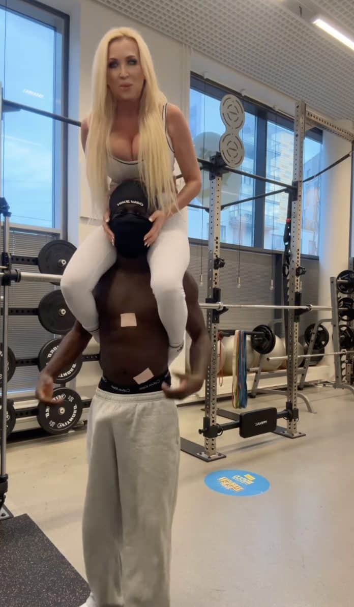 susanna-penttil-esitteli-uuden-of-kaverinsa-kongo-yll-tys